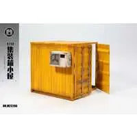 Container Hut A Resin
