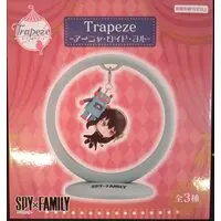 Trapeze - Spy x Family / Yor Forger