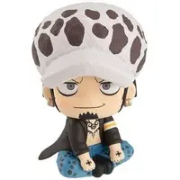 Lookup - One Piece / Tony Tony Chopper & Trafalgar Law