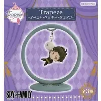 Trapeze - Spy x Family / Damian Desmond