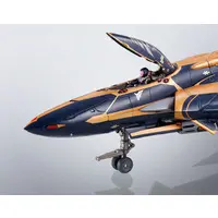 Figure - Macross Delta