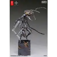 Garage Kit - Figure - Sazen