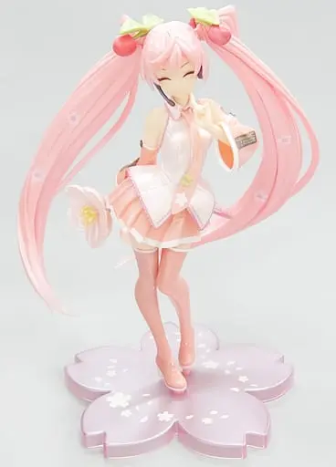 Figure - Prize Figure - VOCALOID / Hatsune Miku & Sakura Miku