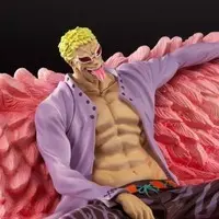 Figure - One Piece / Donquixote Doflamingo