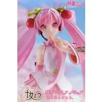 Figure - Prize Figure - VOCALOID / Hatsune Miku & Sakura Miku