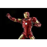 Figure - The Avengers / Tony Stark