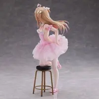 Figure - Flamingo Ballet Dan