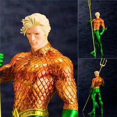 Figure - DC Comics