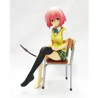 Taito Kuji - To LOVE Ru Darkness / Momo Belia Deviluke