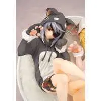 Figure - Infinite Stratos / Laura Bodewig & Charlotte Dunois