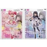 Figure - Prize Figure - Puella Magi Madoka Magica / Akemi Homura & Kaname Madoka