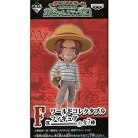 Ichiban Kuji - World Collectable Figure - One Piece / Shanks
