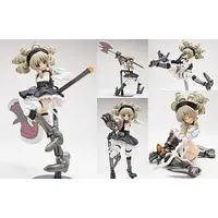 Revoltech - Queen's Blade / Ymir