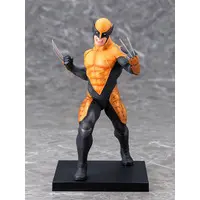 Figure - The Avengers / Wolverine