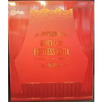 Figure - HONEY CAGE / Princess Katia