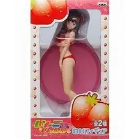 Prize Figure - Figure - Strawberry 100%