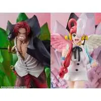 Figure - One Piece / Uta & Shanks