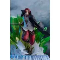 Figure - One Piece / Uta & Shanks