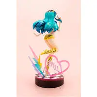 ARTFX J - Urusei Yatsura (Those Obnoxious Aliens) / Lum