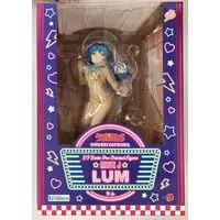ARTFX J - Urusei Yatsura (Those Obnoxious Aliens) / Lum