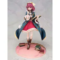 Figure - Atelier Sophie / Sophie Neuenmuller