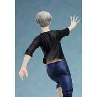 Figure - Yuri!!! on Ice / Victor Nikiforov & Katsuki Yuuri