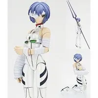 Revoltech - Neon Genesis Evangelion / Ayanami Rei