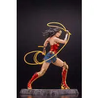 Figure - Wonder Woman