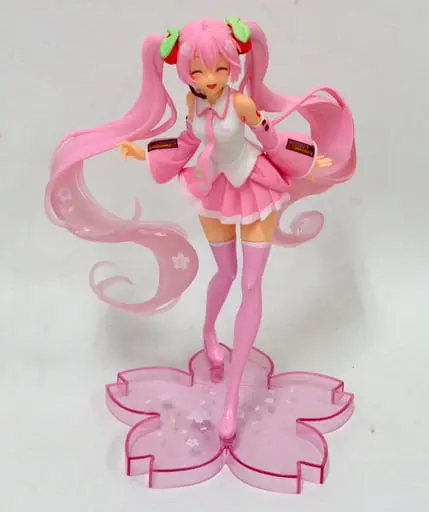 Prize Figure - Figure - VOCALOID / Hatsune Miku & Sakura Miku