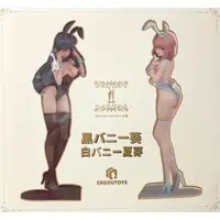 Figure - White Bunny Natsume & Black Bunny Aoi - Ikomochi
