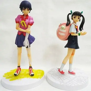 Prize Figure - Figure - Monogatari series / Hachikuji Mayoi & Kanbaru Suruga