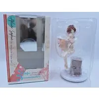 Figure - Atelier Sophie / Sophie Neuenmuller