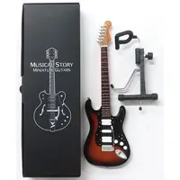 Figure - 1/4 Miniature Guitar