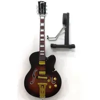 Figure - 1/4 Miniature Guitar