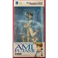 Beach Queens - The Idolmaster / Futami Ami