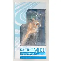 FREEing - VOCALOID / Hatsune Miku & Racing Miku