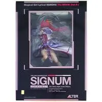 Figure - Mahou Shoujo Lyrical Nanoha / Signum