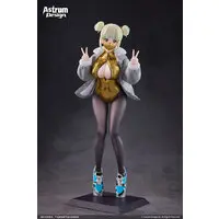 Mia illustration by YD 1/7 Complete Figure