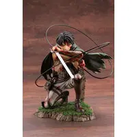 ARTFX J - Shingeki no Kyojin (Attack on Titan) / Levi