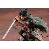 ARTFX J - Shingeki no Kyojin (Attack on Titan) / Levi