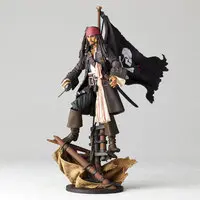 Revoltech - Pirates of the Caribbean