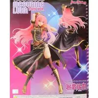 Figure - VOCALOID / Megurine Luka