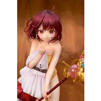 Figure - Atelier Sophie / Sophie Neuenmuller