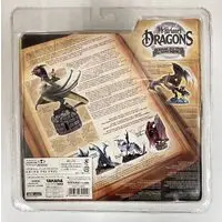 McFARLANES DRAGONS- QUEST FOR THE LOST KING ETERNAL CLAN DRAGON
