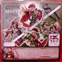 Revoltech - Queen's Blade / Alleyne