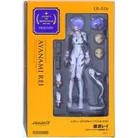 Revoltech - Neon Genesis Evangelion / Ayanami Rei