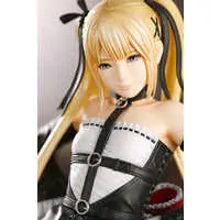 ARTFX J - Dead or Alive / Helena Douglas & Marie Rose