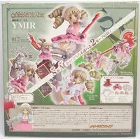 Revoltech - Queen's Blade / Ymir