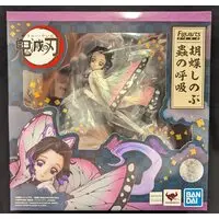 Figuarts Zero - Demon Slayer: Kimetsu no Yaiba / Kochou Shinobu