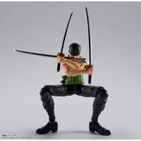 S.H.Figuarts - One Piece / Roronoa Zoro